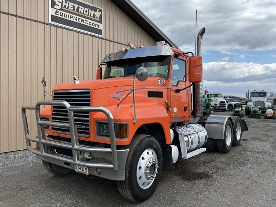 2020 Mack Pinnacle P64T Day Cab Tractor Truck
