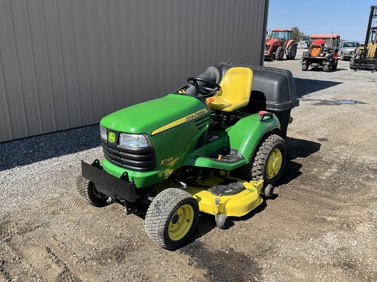 2013 John Deere X749 Ultimate Riding Tractor