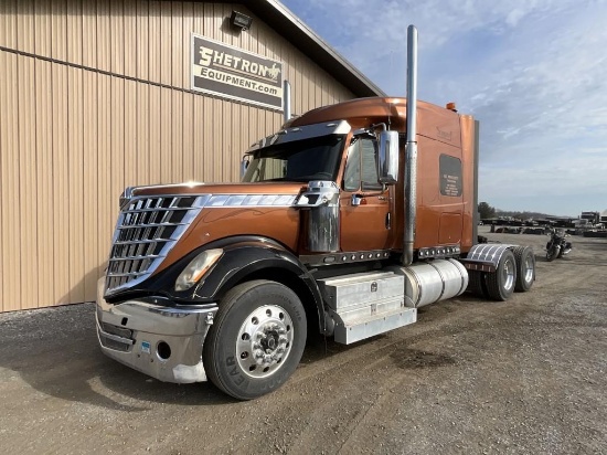 2011 International Lone Star Sleeper Tractor Truck