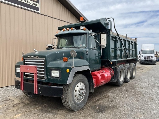 1997 Mack RD6885 Dump Truck