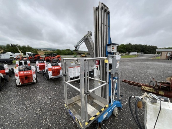 2001 Genie AWP-405 Manlift