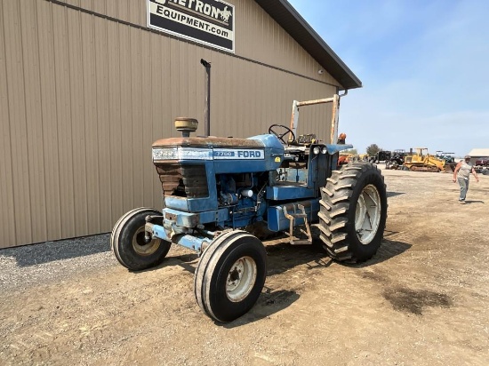 Ford 7700 Farm Tractor
