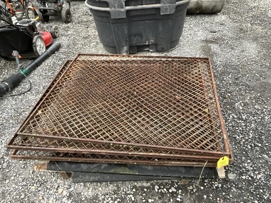 (5) 4.5ft. x 3ft. 9" Fence Panels/ Gates