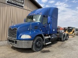 2008 Mack CXU613 Sleeper Cab Tractor Truck