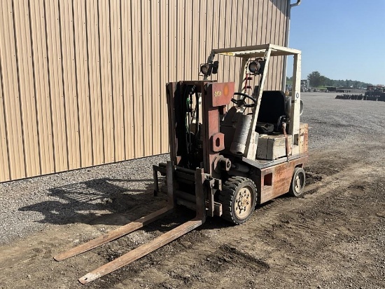 Nissan 40 Forklift