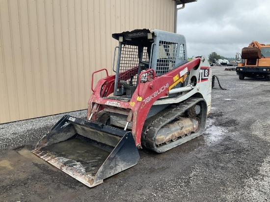 Takeuchi TL8 Compact Track Loader