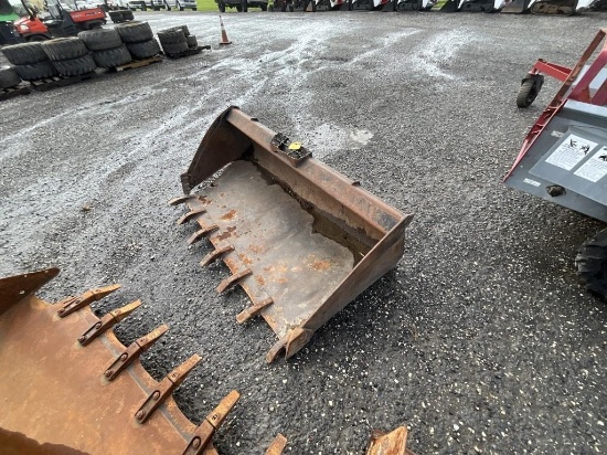 Used 72" Tooth Bucket