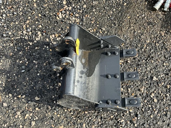 25MM 16" Mini Excavator Tooth Bucket