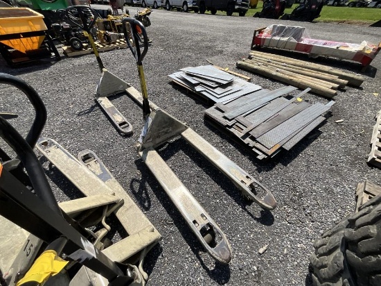Crown Pallet Jack
