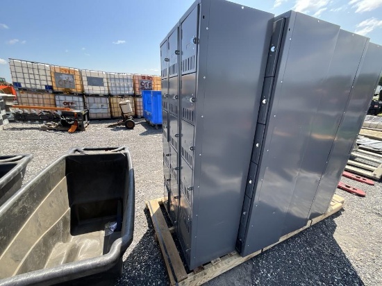 18 Drawer Cabniet / Locker