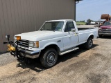 1990 Ford F250 XLT Lariat Truck / Snow Plow
