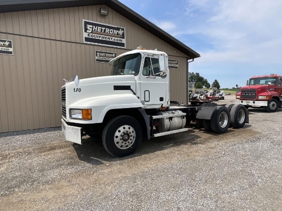 Mack CH613 Day Cab Tractor Truck