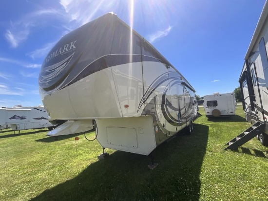 2011 Heartland Landmark Rushmore Travel Trailer