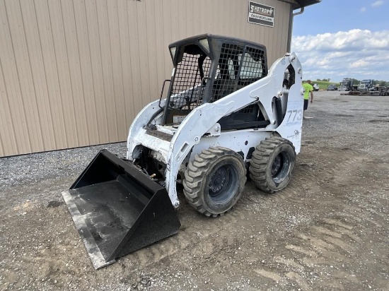 2000 Bobcat 773 Skid Steer