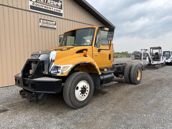 2003 International 7300 DT466 Day Cab Chassis