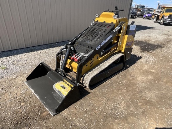 New CFG KJTA27 Stand-On Mini Track Loader