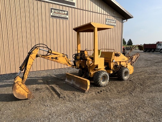 New Holland T-550 Mechanical Trencher