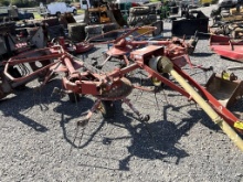 New Holland 163 Hay Tedder