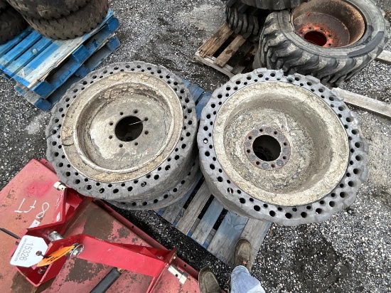 (4) Used 33 x 12-20 Tires w/Wheels for Skid Steer