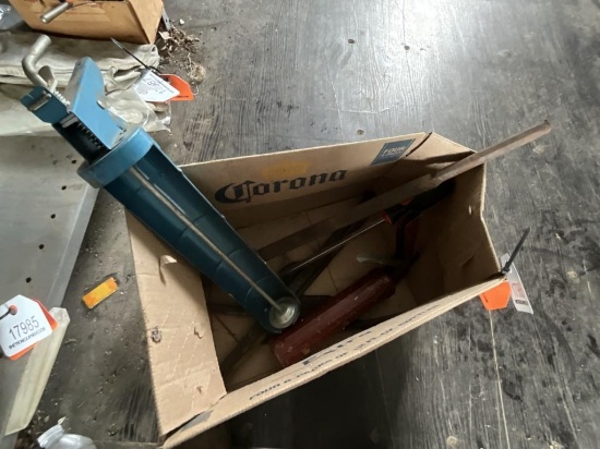 Pry Bars/Caulking Guns