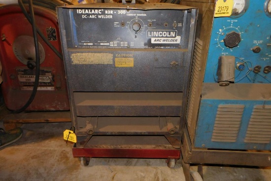 Lincoln Arc R3R-300 Welder