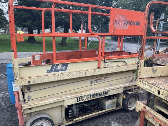 **AS IS**JLG 2033E Scissor Lift