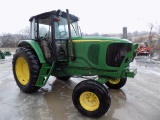 John Deere 6715