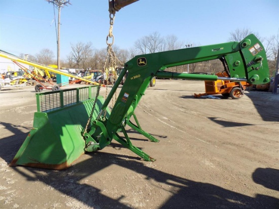 John Deere H360 Loader