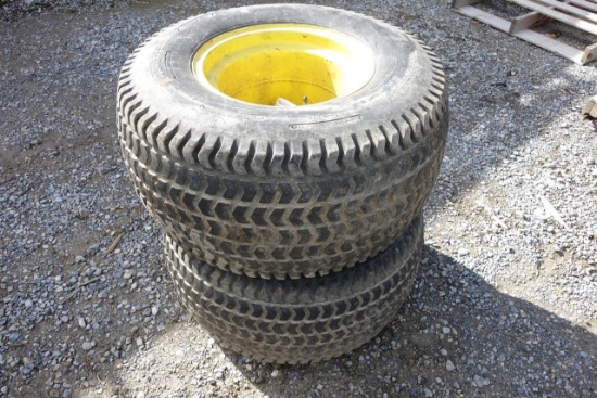 John Deere 31x15.5-15 Turf Tires on Rims