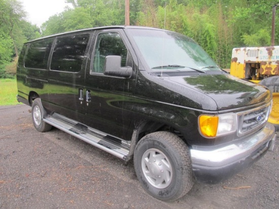 2003 Ford E350 Limo Van