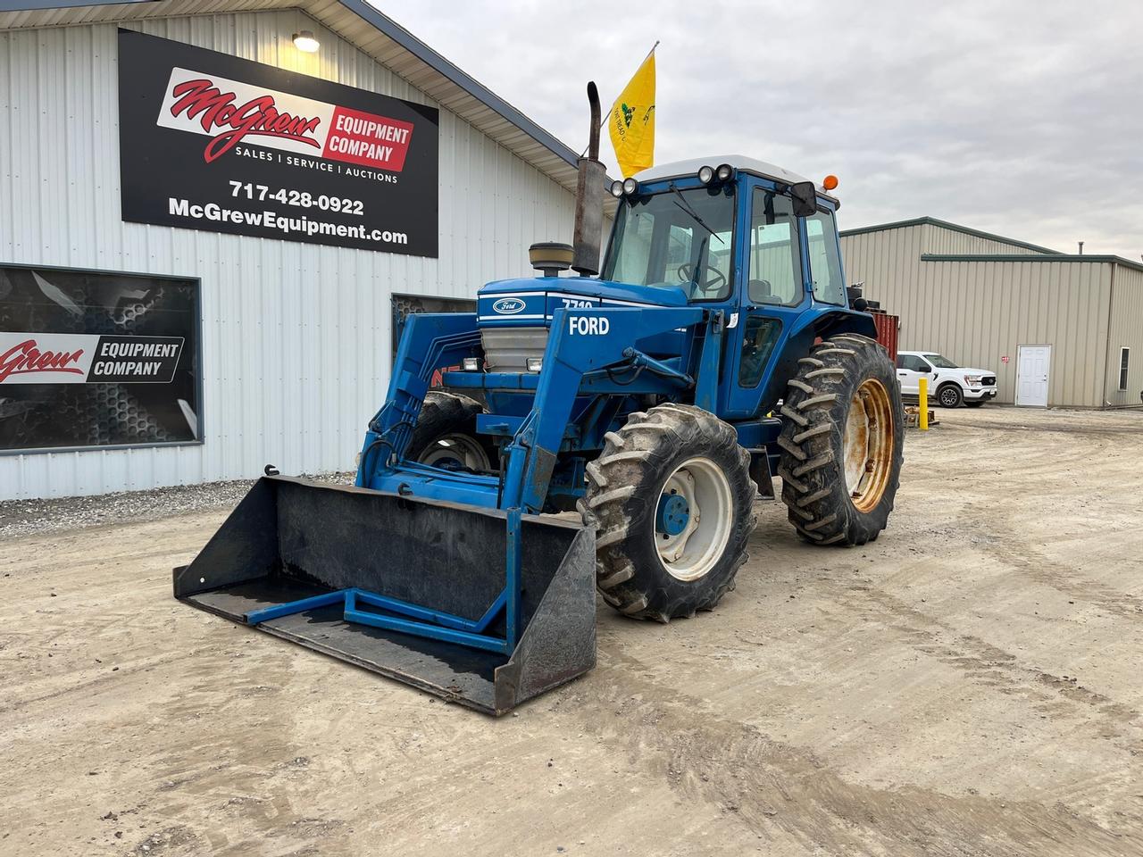 FORD 7710 トラクター アタッチメントセット FORD 7710 トラクター アタッチメントセット