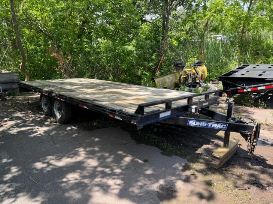 2018 Sure Trac 8.5' x 18' Low-Profile Deckover Trailer