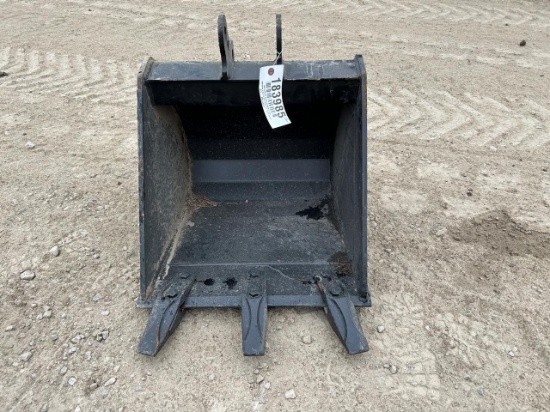 18” Excavator Bucket