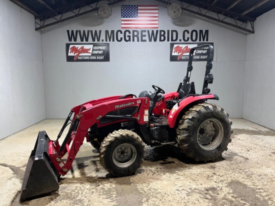 Mahindra 4035 Tractor with Loader