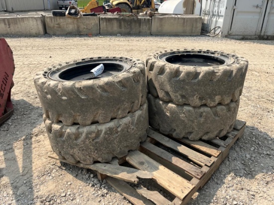 Solid Skid Steer Tires