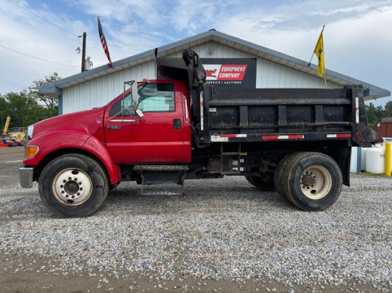 2005 Ford F650 S/A Dump Truck