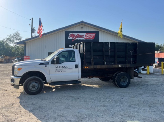 2013 Ford F350 Stakebody Truck
