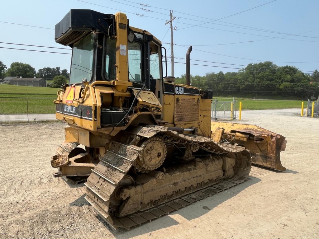 TOPADOR FRONTAL CATERPILLAR D5