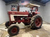 International 1066 Tractor