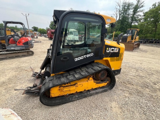 2015 JCB 300T Skid Steer Loader