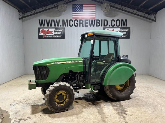 John Deere 5425 Utility Tractor
