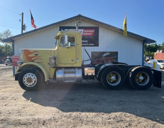 1974 Peterbilt 359 Truck