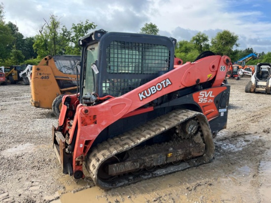 Kubota SVL95-2 Skid Steer Loader
