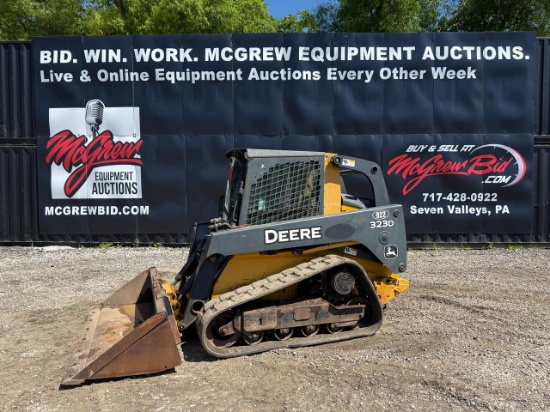 John Deere 323D Skid Steer Loader