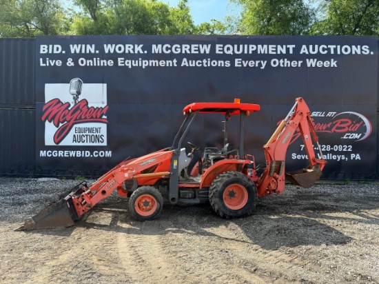 Kubota L39 Tractor Loader Backhoe