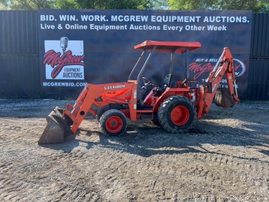 Kubota L35 Loader Backhoe