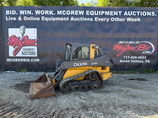 2017 John Deere 323E Skid Steer Loader