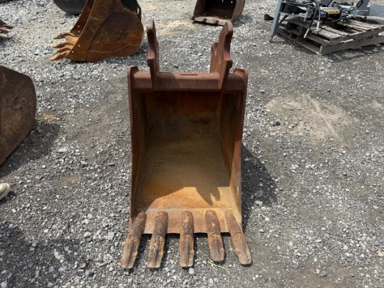 Kubota 24” Excavator Bucket