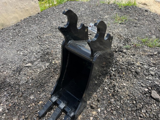 12” Quick Attach Excavator Bucket For KX40
