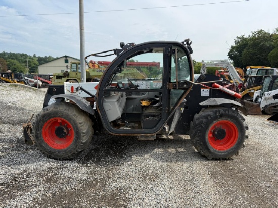 2022 Bobcat TL619 Telehandler